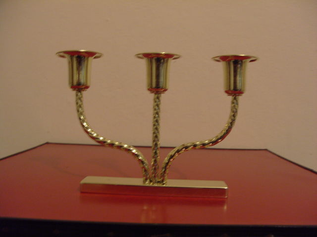 0329  Candelero torzal de 3 luces (latón)
